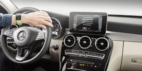 Mercedes Apple Watch