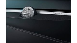 B&W premium infotainment