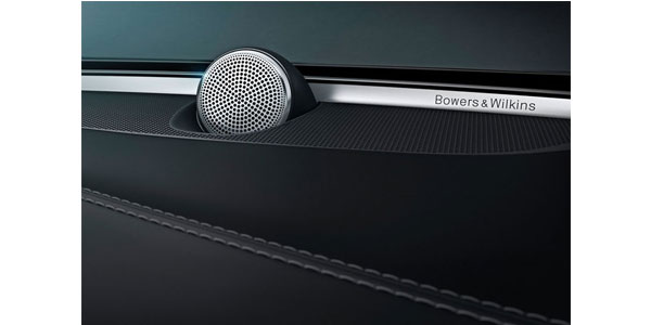 B&W premium infotainment