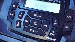 MB Quart RZR Radio