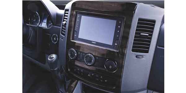 Fusion Airstream radio