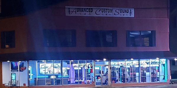 New Car Stereo Stores Open in Pandemic