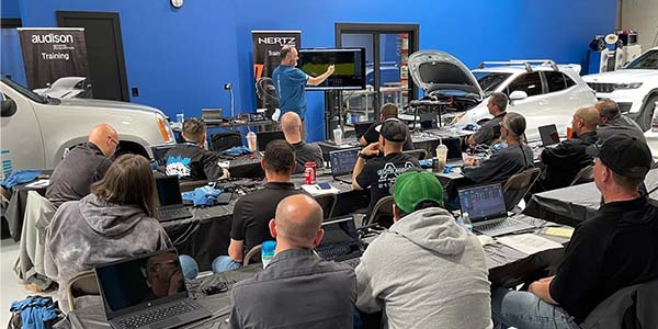 Elettromedia training