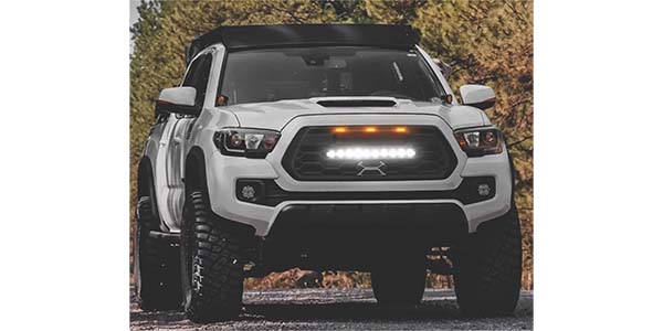 GCH Automotive ships OEM replacement grille for Toyota with light bar.