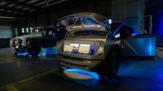 Modus Cybertruck 2025