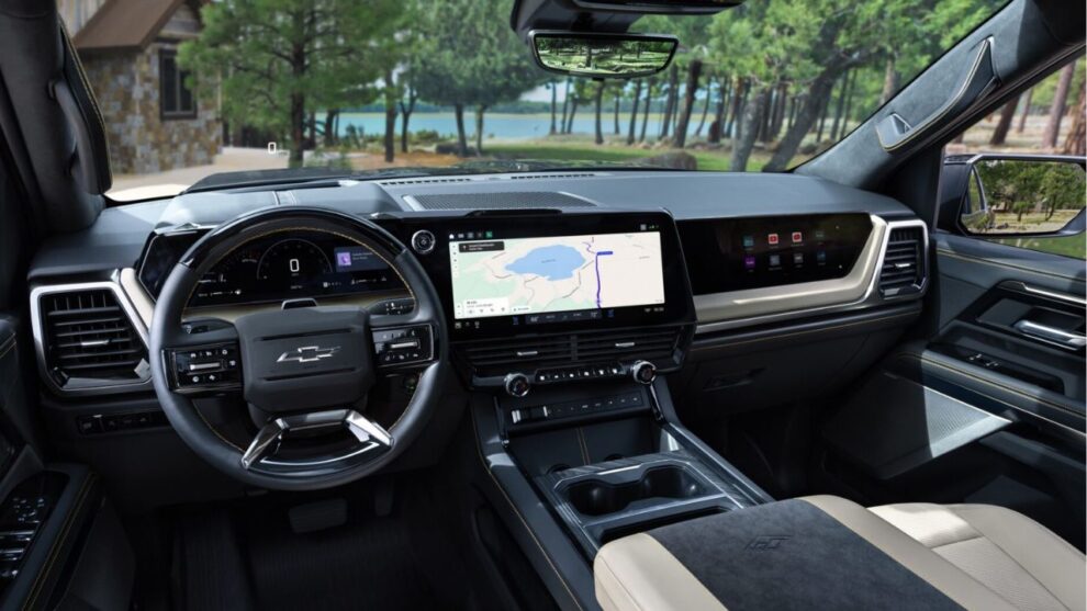 GM CarPlay 2027