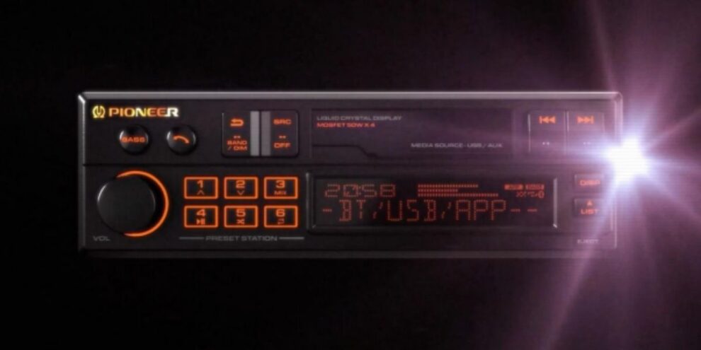The SXT-C10PS head unit